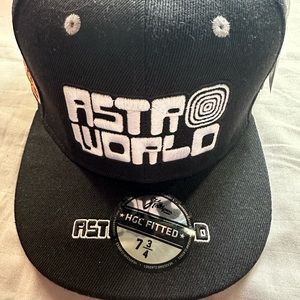 Astroworld Travis Scott cactus jack fitted hat